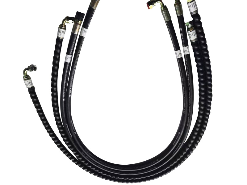 斗山挖掘机油管总是爆管一定要注意四个问题